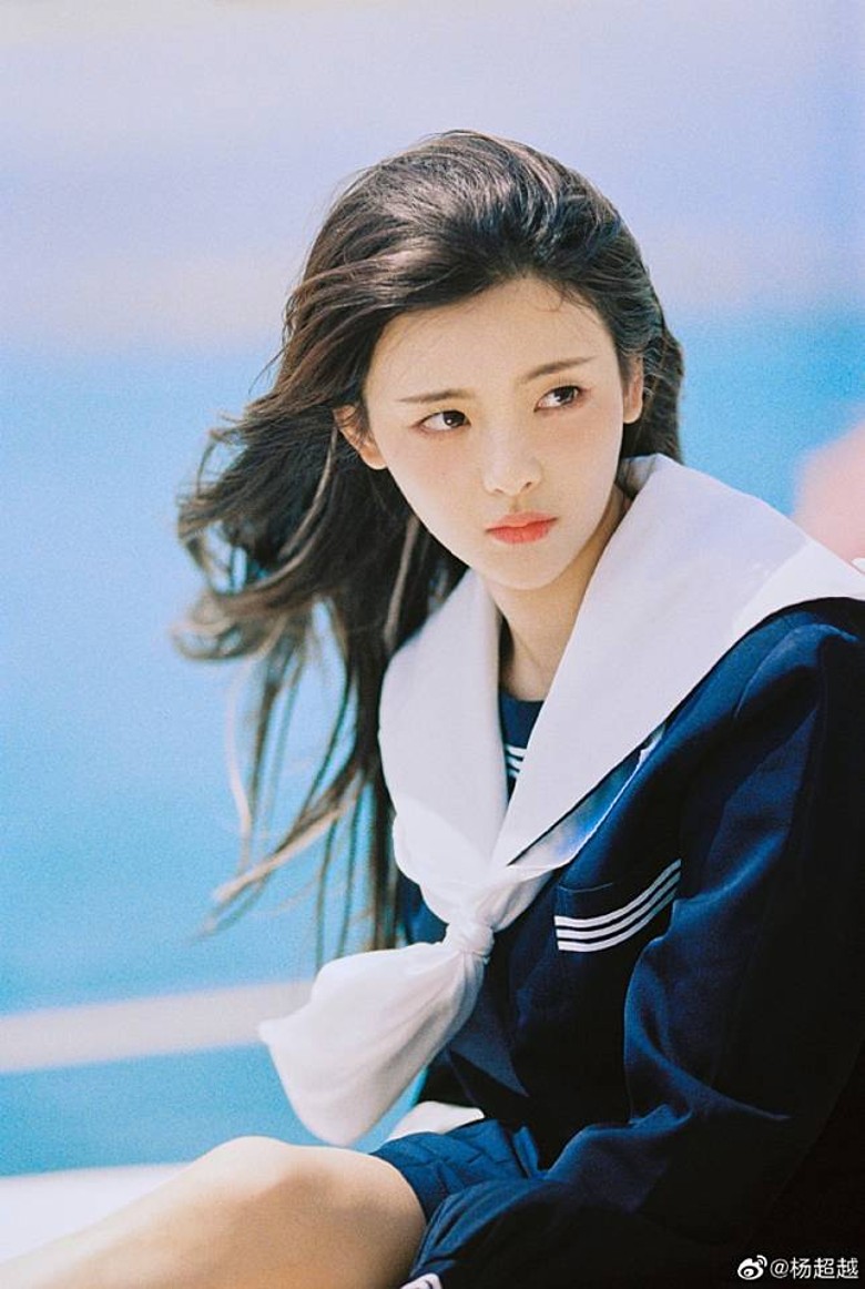 杨超越名誉维权案胜诉 被告手写信致歉