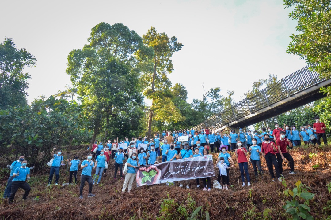 柔：​108佛光人化身“地球队长”，植树净山护地球 