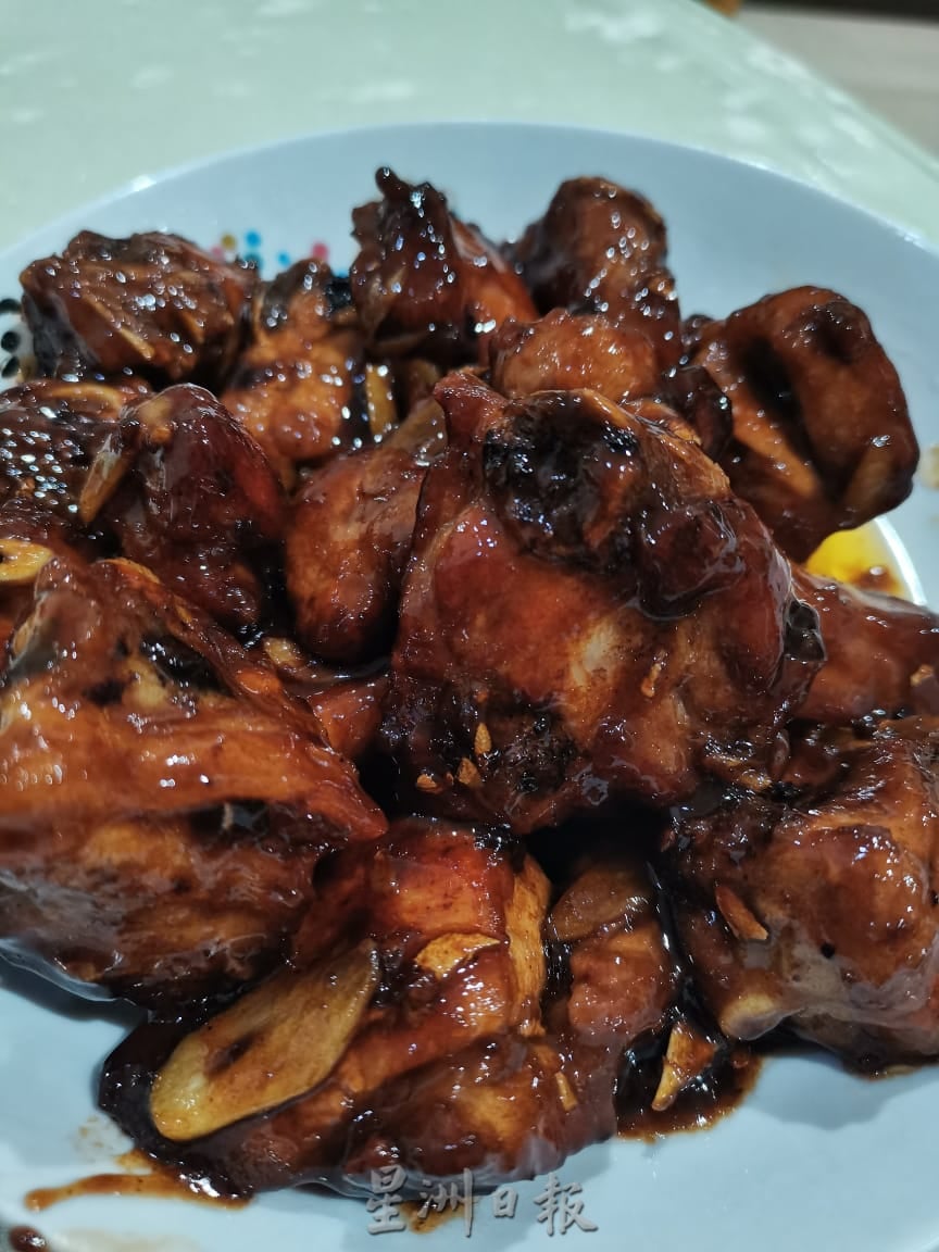 柔:《食客指路之私房好菜》(4月19日刊):职业女性 烹饪要灵活改变