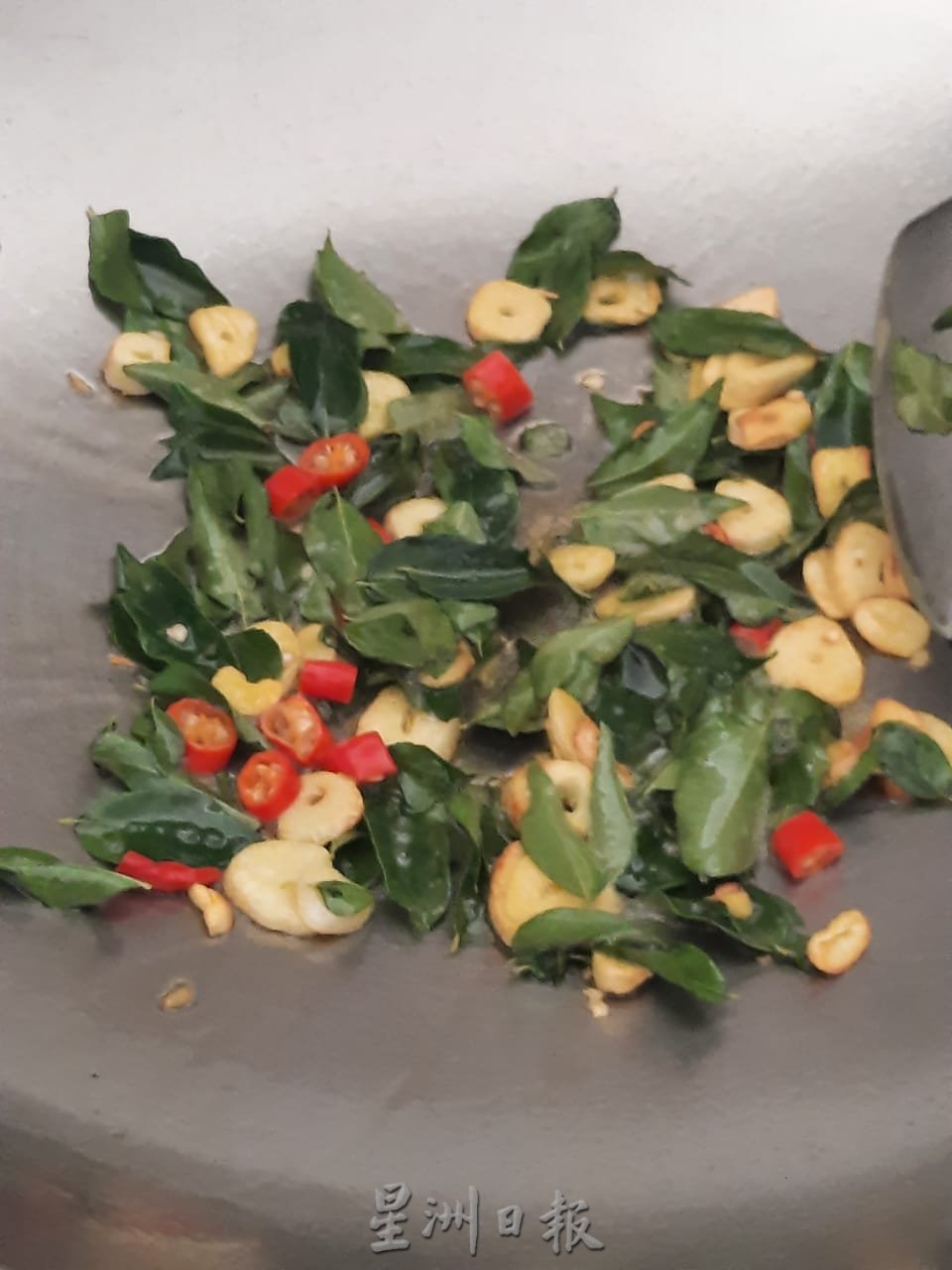 柔：《食客指路之私房好菜》（4月19日刊）：职业女性 烹饪要灵活改变