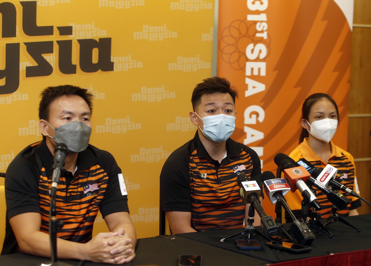 河内东运| 法拉安 洪翠西相继退役 马器械操迎最难赛会