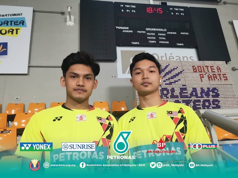 淘汰法国男双独闯决赛 (东海岸组合)争超级赛首冠