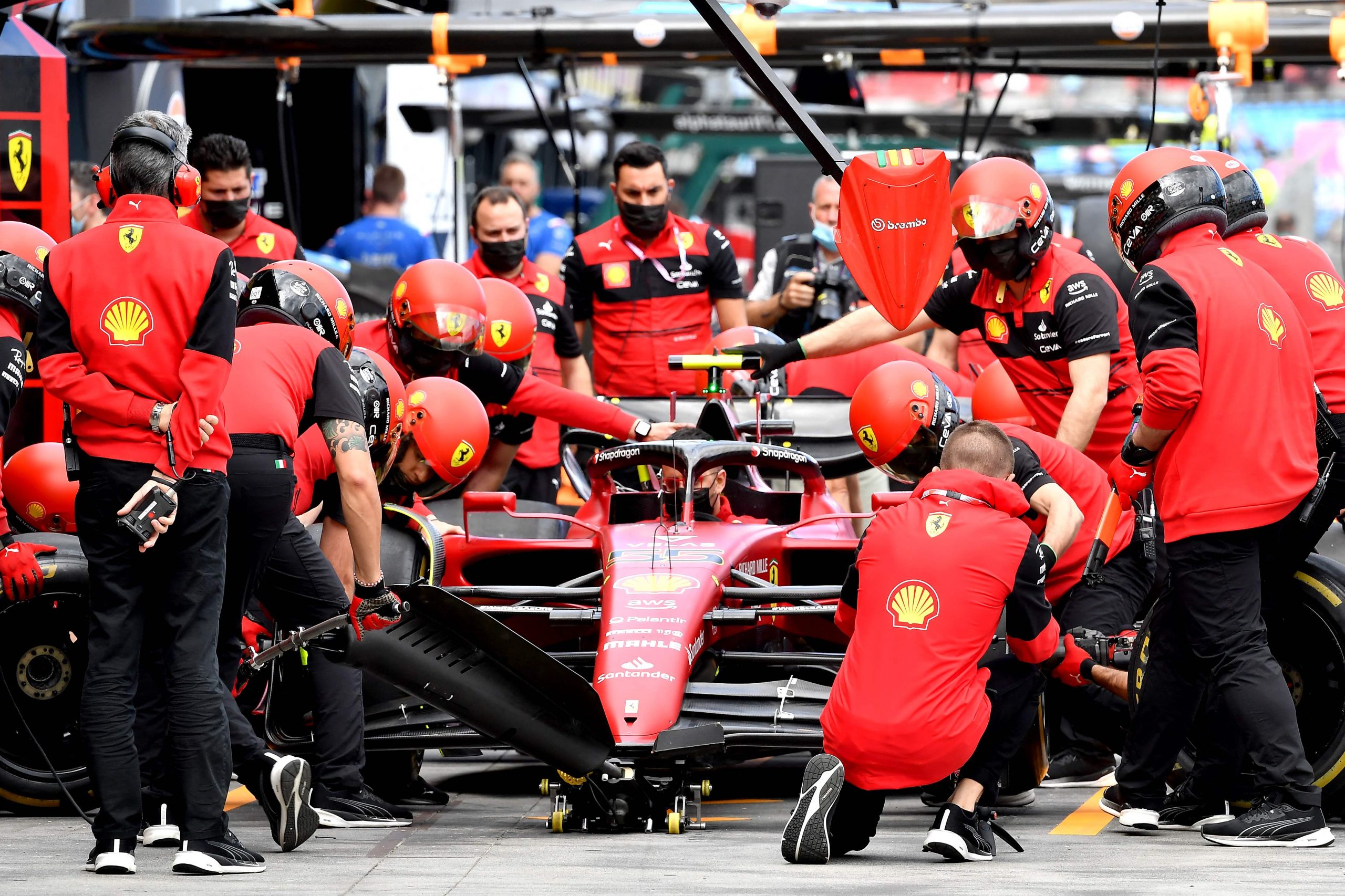 澳洲站F1| 法拉利勒克莱尔表现强势 维斯塔潘谨慎应战