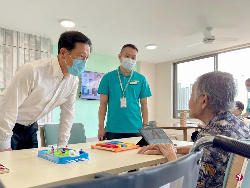 狮城卫长：狮城逾80疗养院 可提供逾1万6000床位