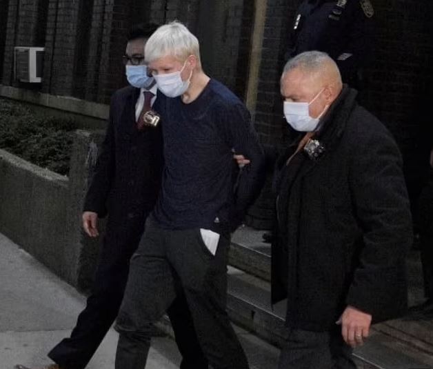 男子因袭击亚裔女性 在纽约被指控仇恨犯罪