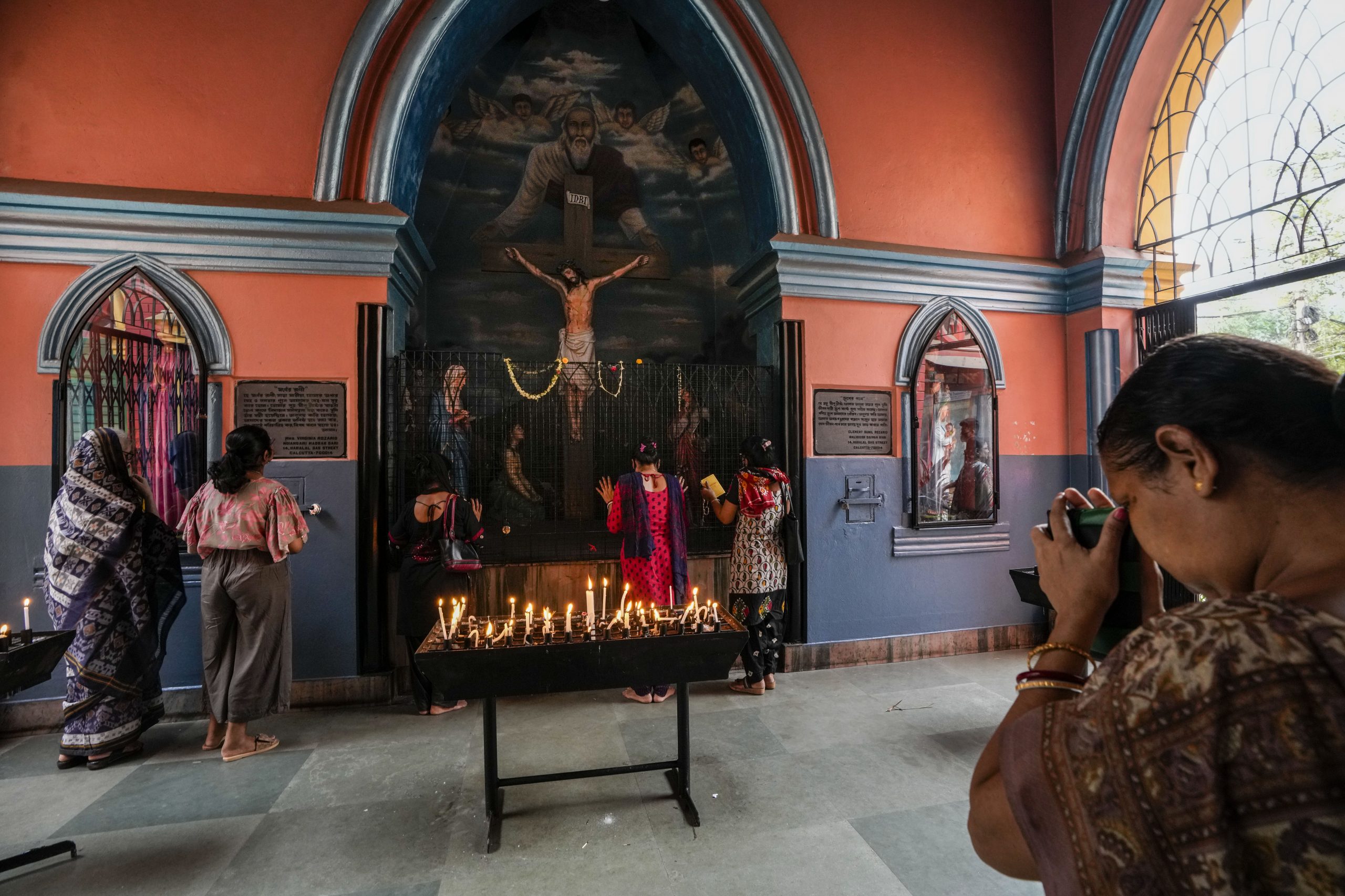 看世界各国耶稣受难日与复活节仪式