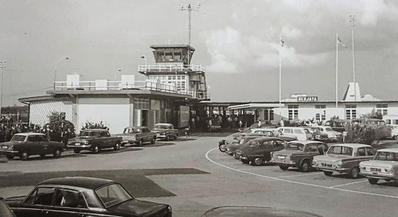 蔡羽／古晋机场的起降岁月