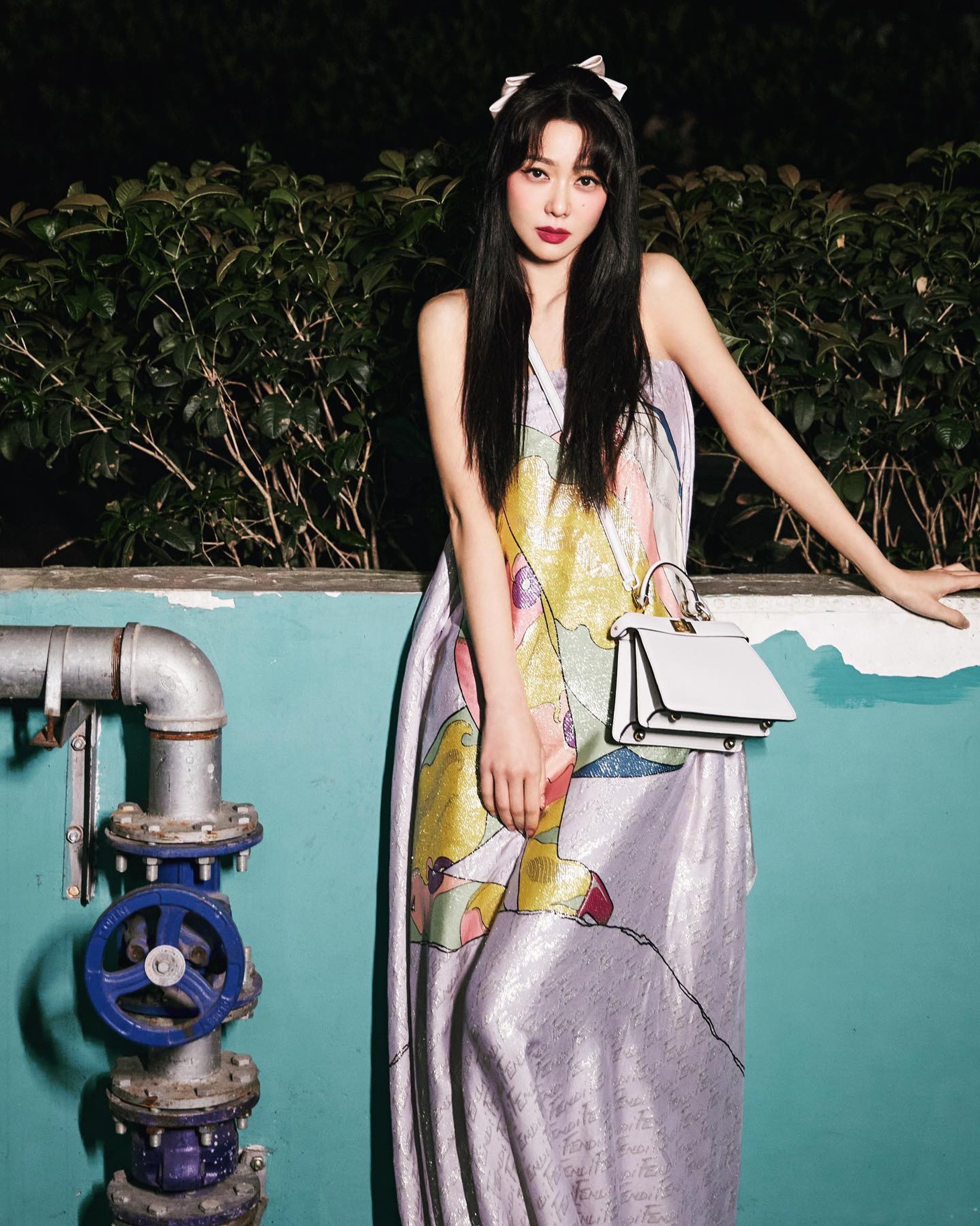 薛凯琪“撞脸”范冰冰 网民凭痣认人