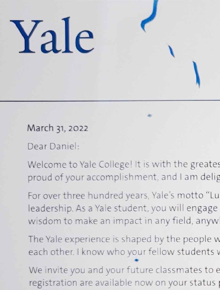 被7所大学录取包括耶鲁 张艺谋次子被质疑更换国籍