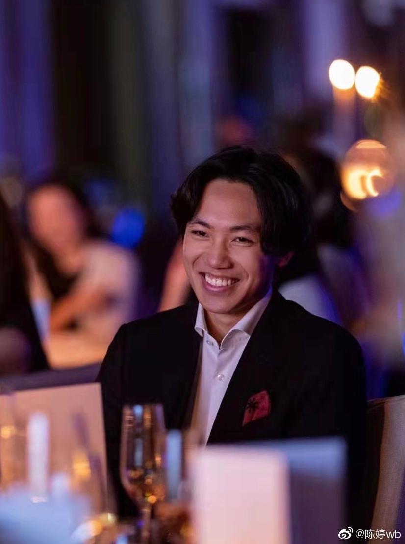 被7所大学录取包括耶鲁 张艺谋次子被质疑更换国籍