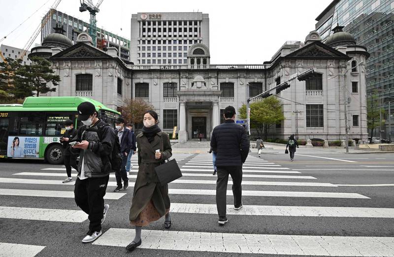 韩将下调冠病等级 18日起解除社交距离措施