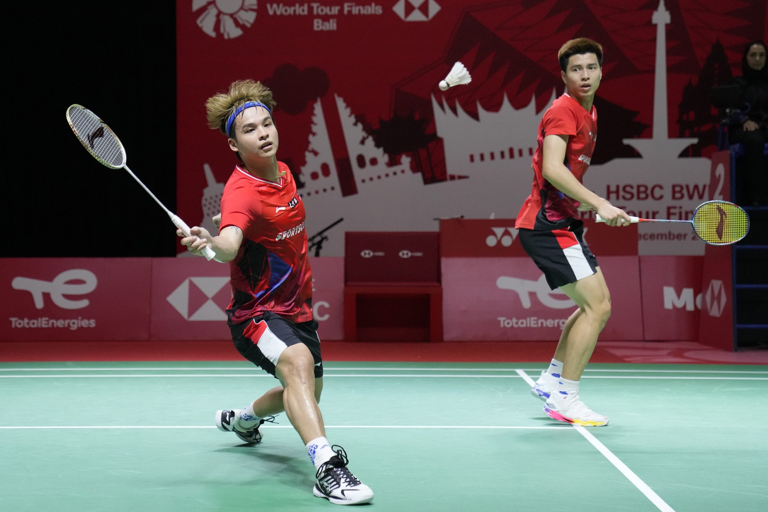 韩羽超级500赛| 冷风“吹垮”拉沙森(陈雨菲) 大马夺5席8强券