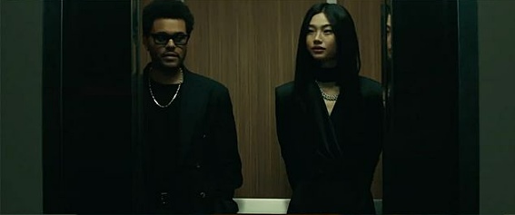 音乐节取代康耶维斯演出 威肯要求同酬