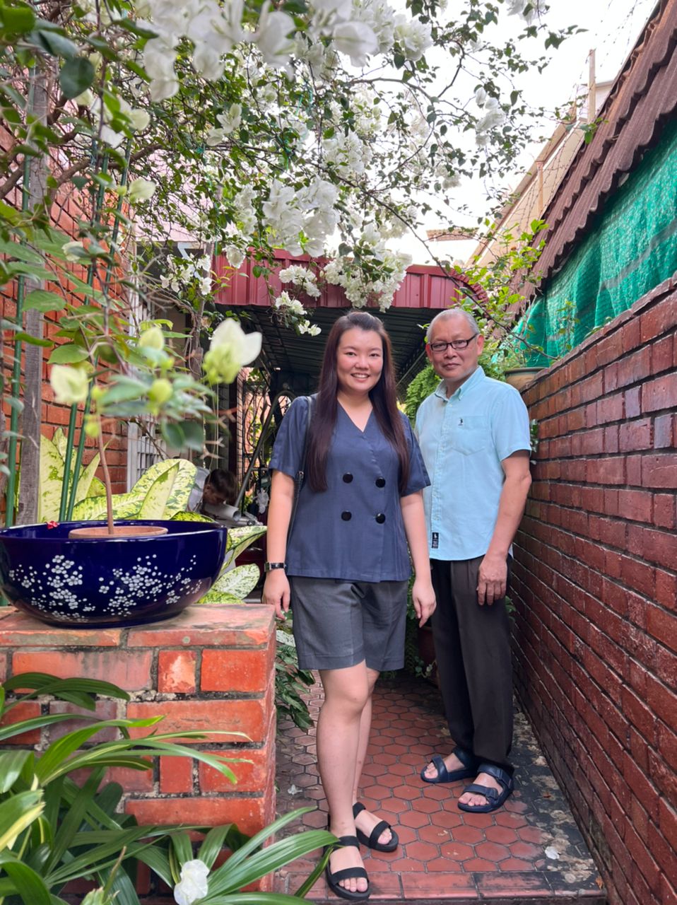 (20/4/有故事的人)父亲的小棉袄终成画家--林欣桦