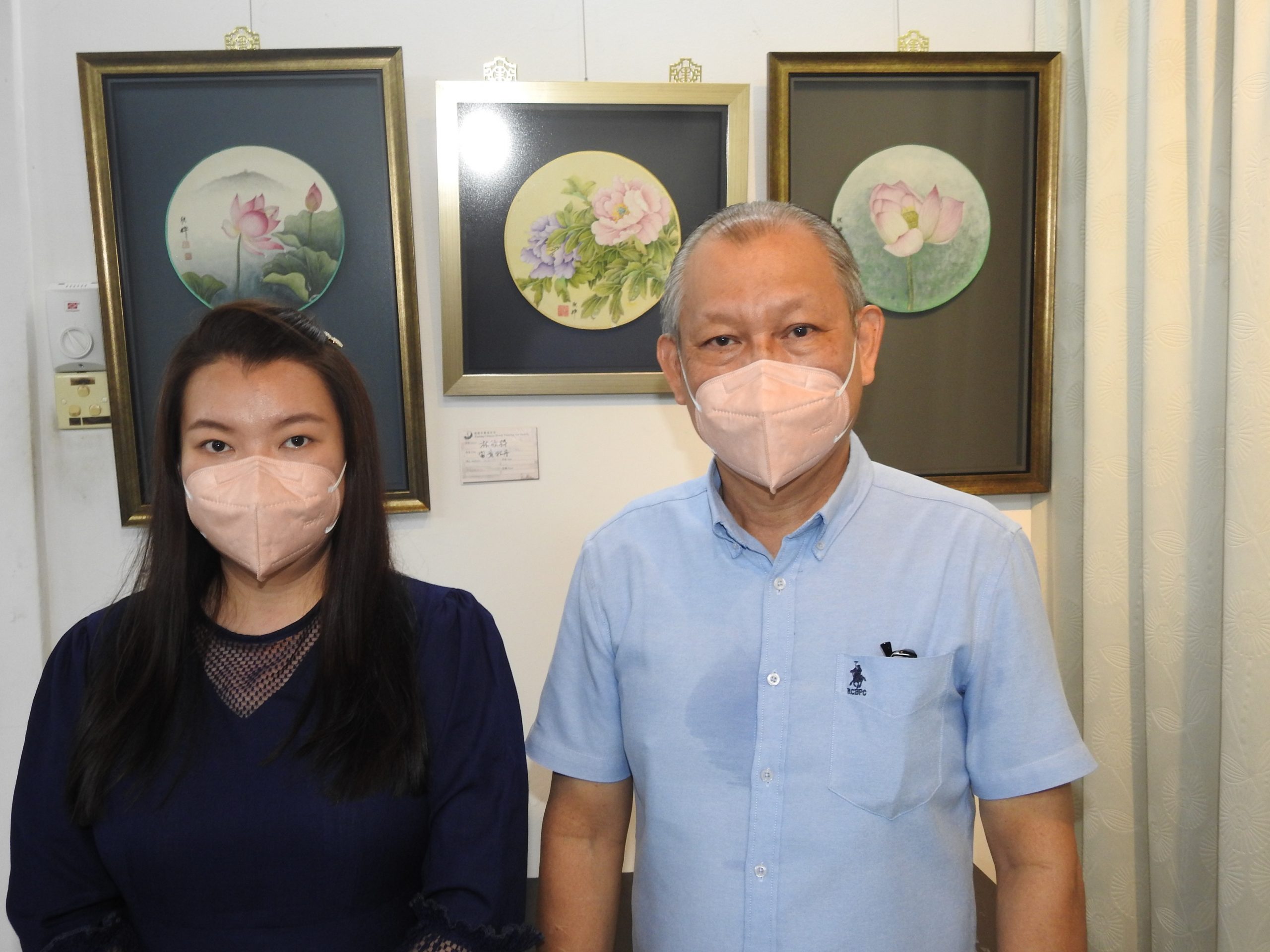 (20/4/有故事的人)父亲的小棉袄终成画家--林欣桦