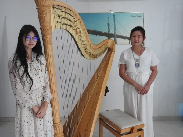 (27/4/有故事的人)幸福的竖琴小公主