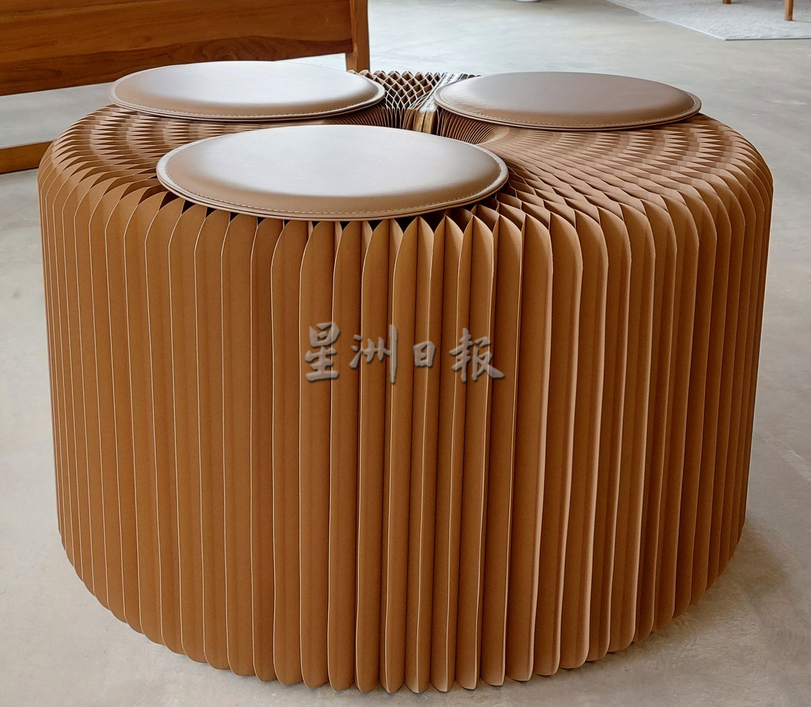 (古城封底主文)《手作的温度》手作家具