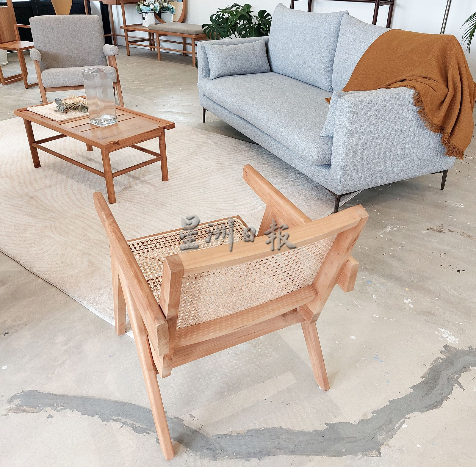 (古城封底主文)《手作的温度》手作家具