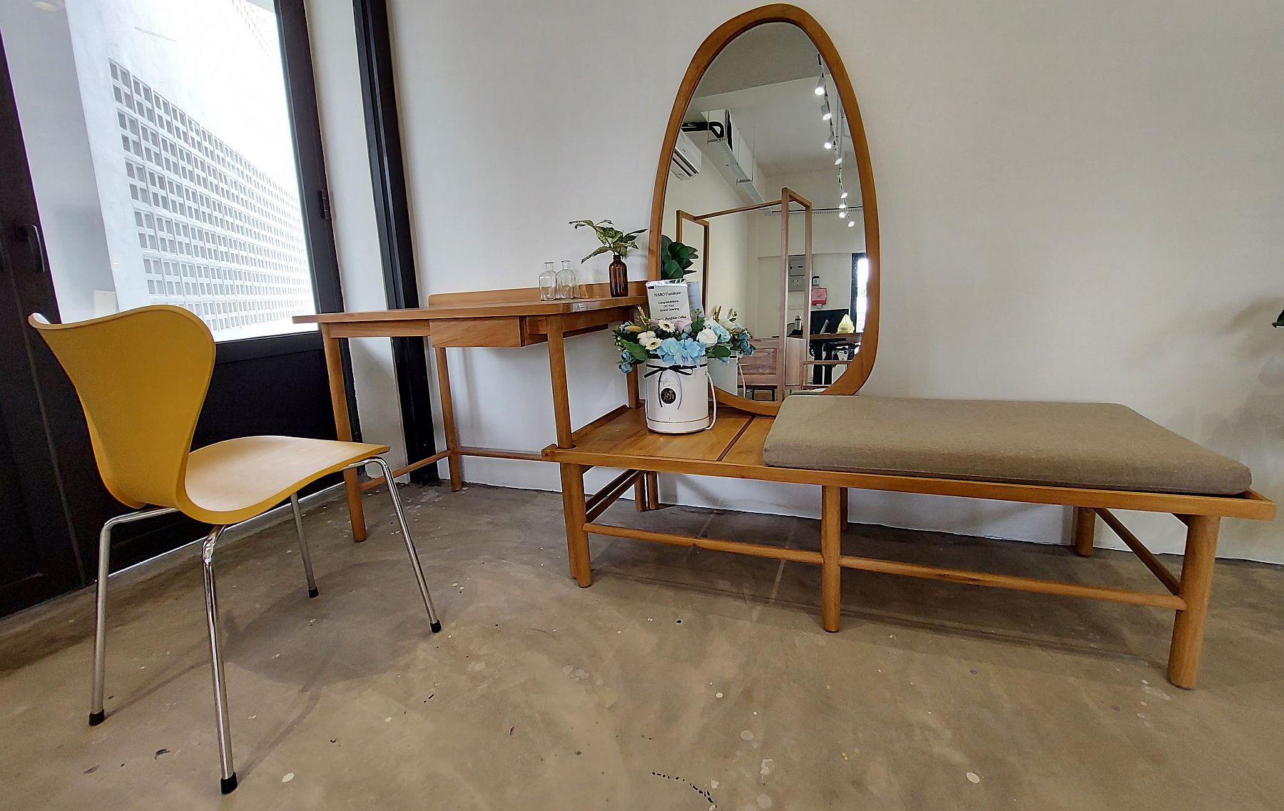 (古城封底主文)《手作的温度》手作家具