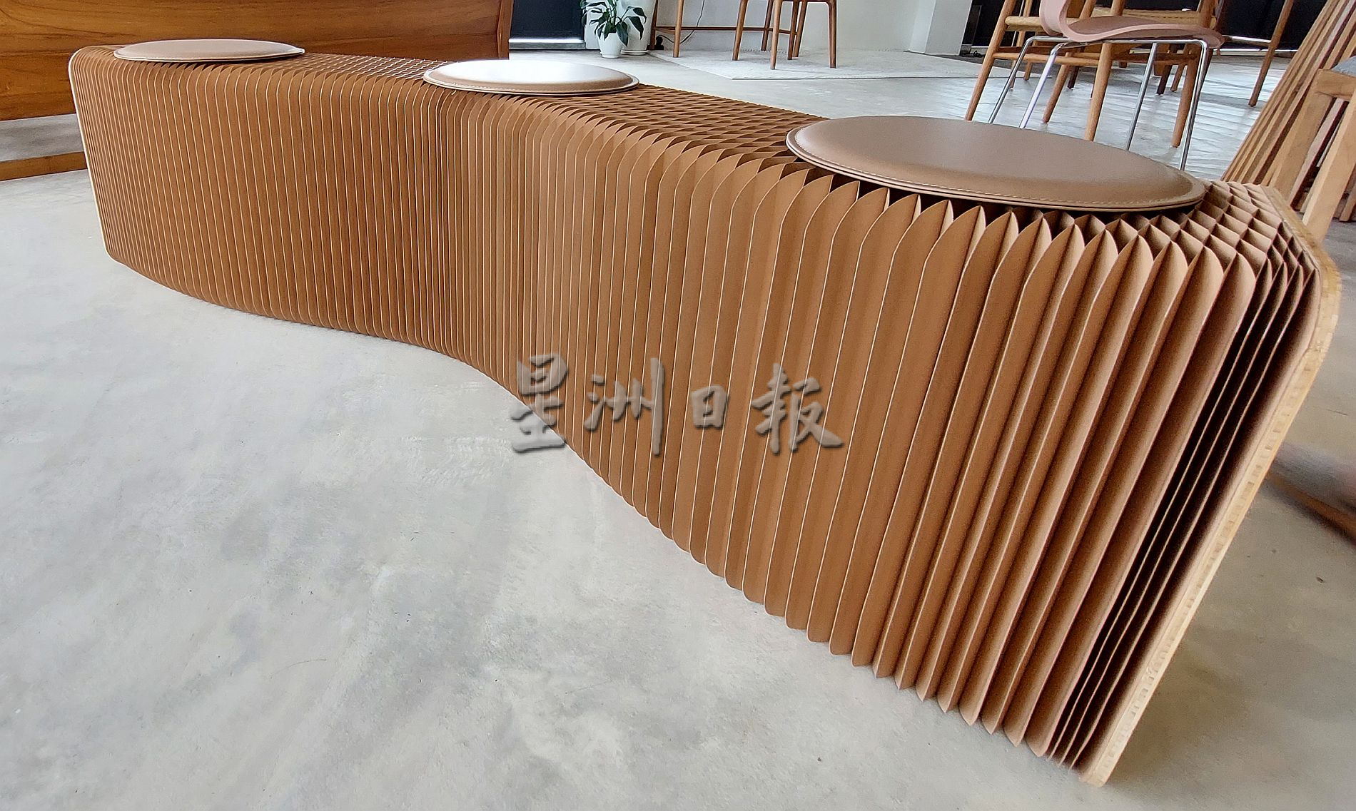 (古城封底主文)《手作的温度》手作家具