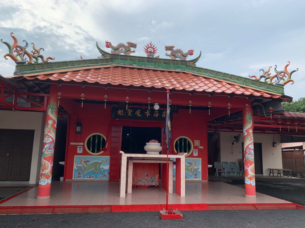 （古城封底主文）乡镇情深：武吉南眉发展木基工业 新村村民生活写意