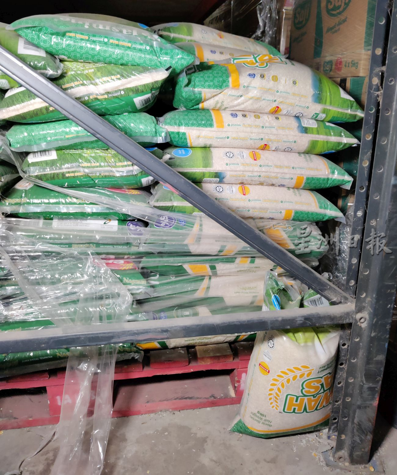 (古城封面版主文)超市有猫粪 僵尸鸡·遭封锁仓库 罚款9500