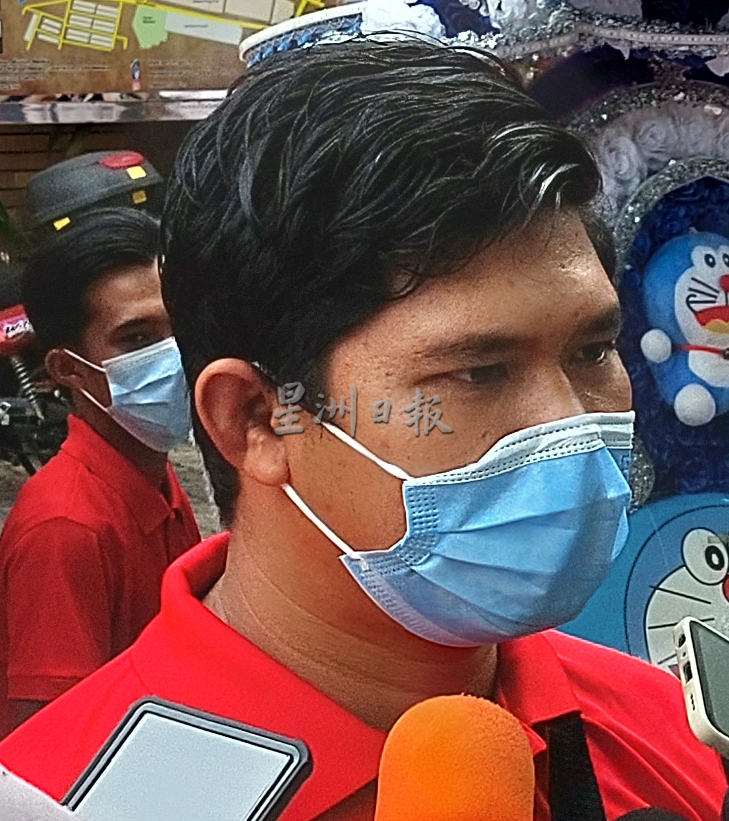 (古城版)三轮车夫提供一触即通服务