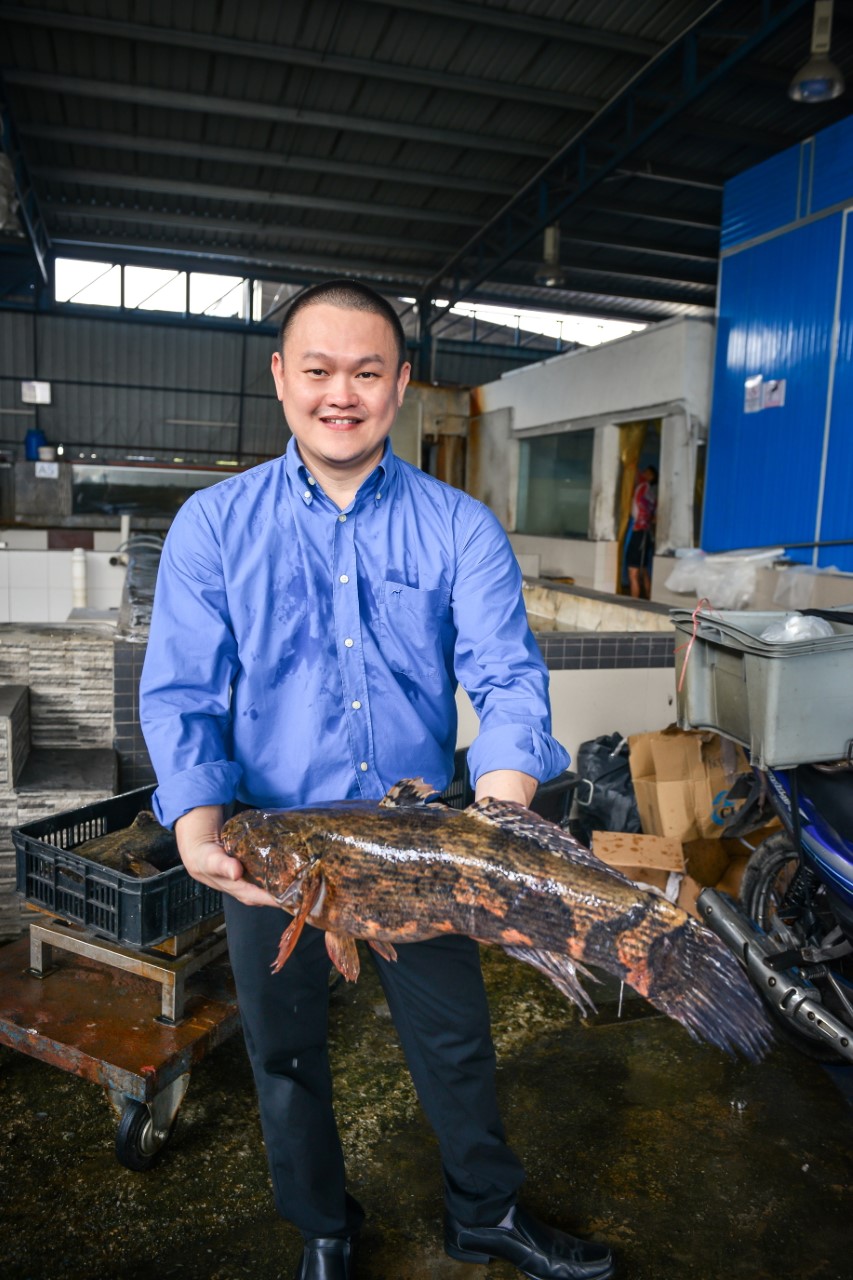 （请交冯嘉麒，刊期4月16日）有故事的人：自小鱼塘长大，长大打造海产王国