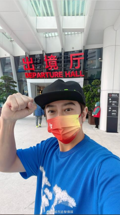 2年前到中国拍广告“没再回过家” 孙耀威回港激动:降落时会哭