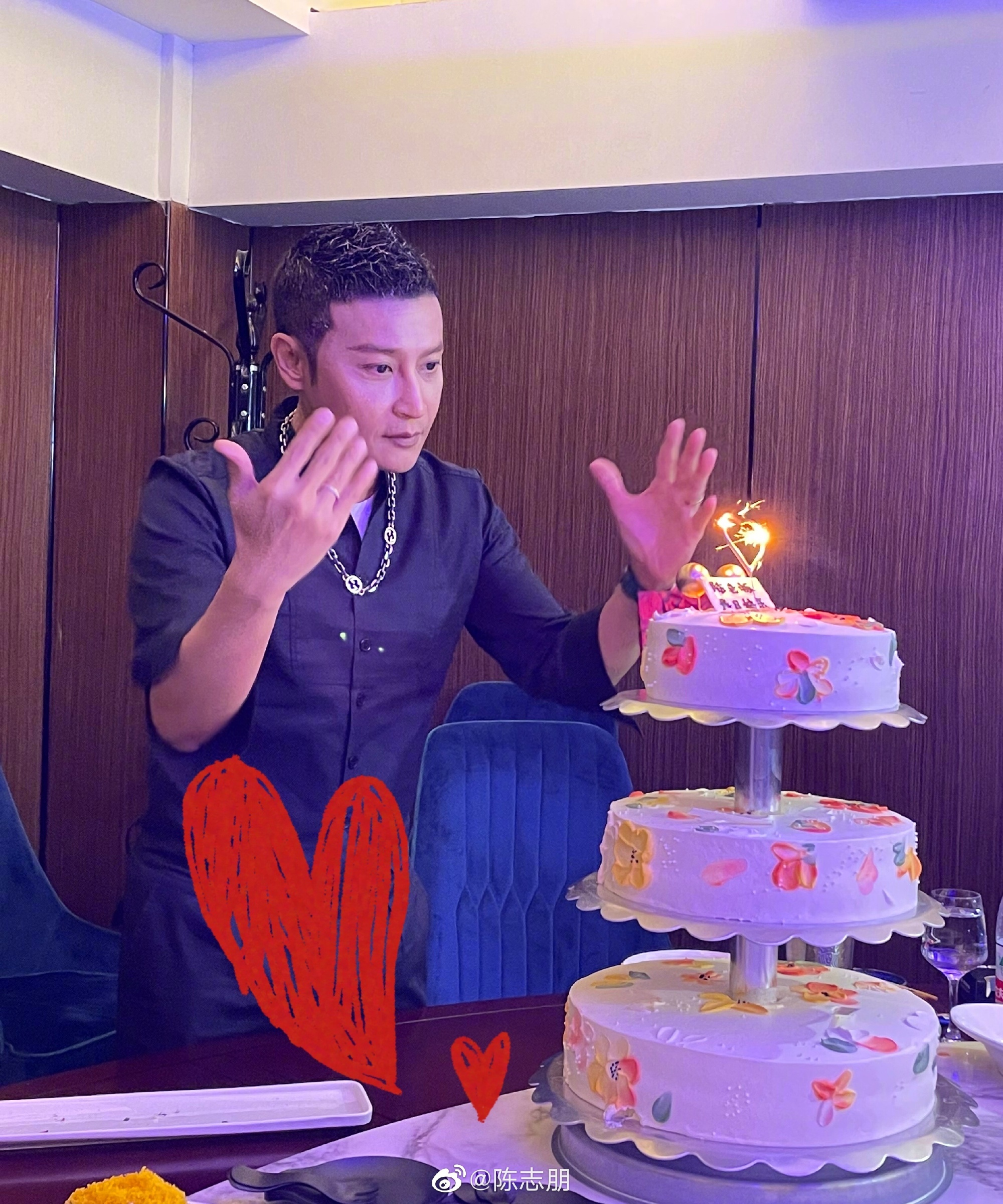 经纪人控长期拖薪 陈志朋晒转账记录