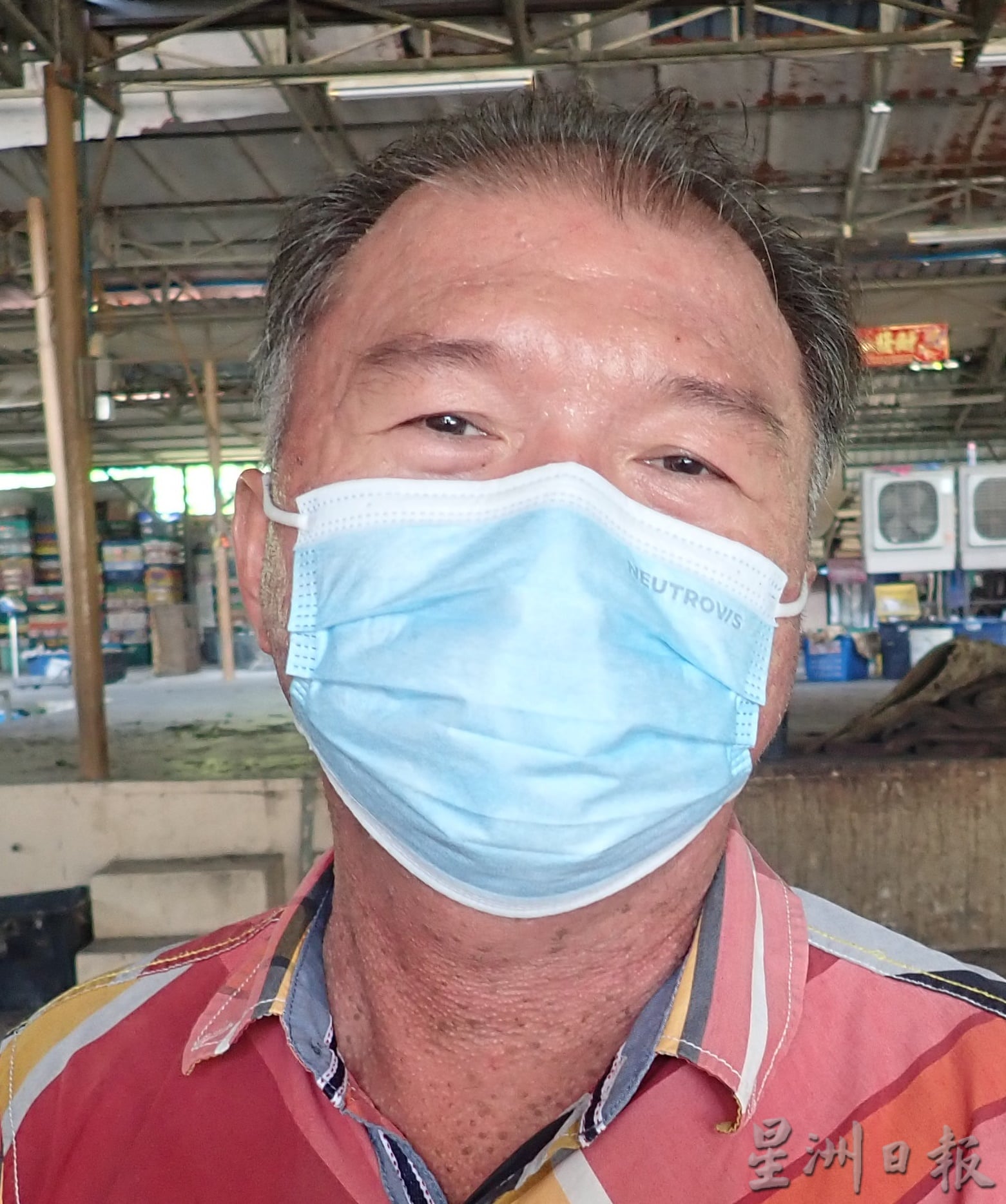 ★5月30日刊登／大霹雳封底主文／【农的传人】／香甜椰汁 厚厚椰肉 马达椰广受欢迎