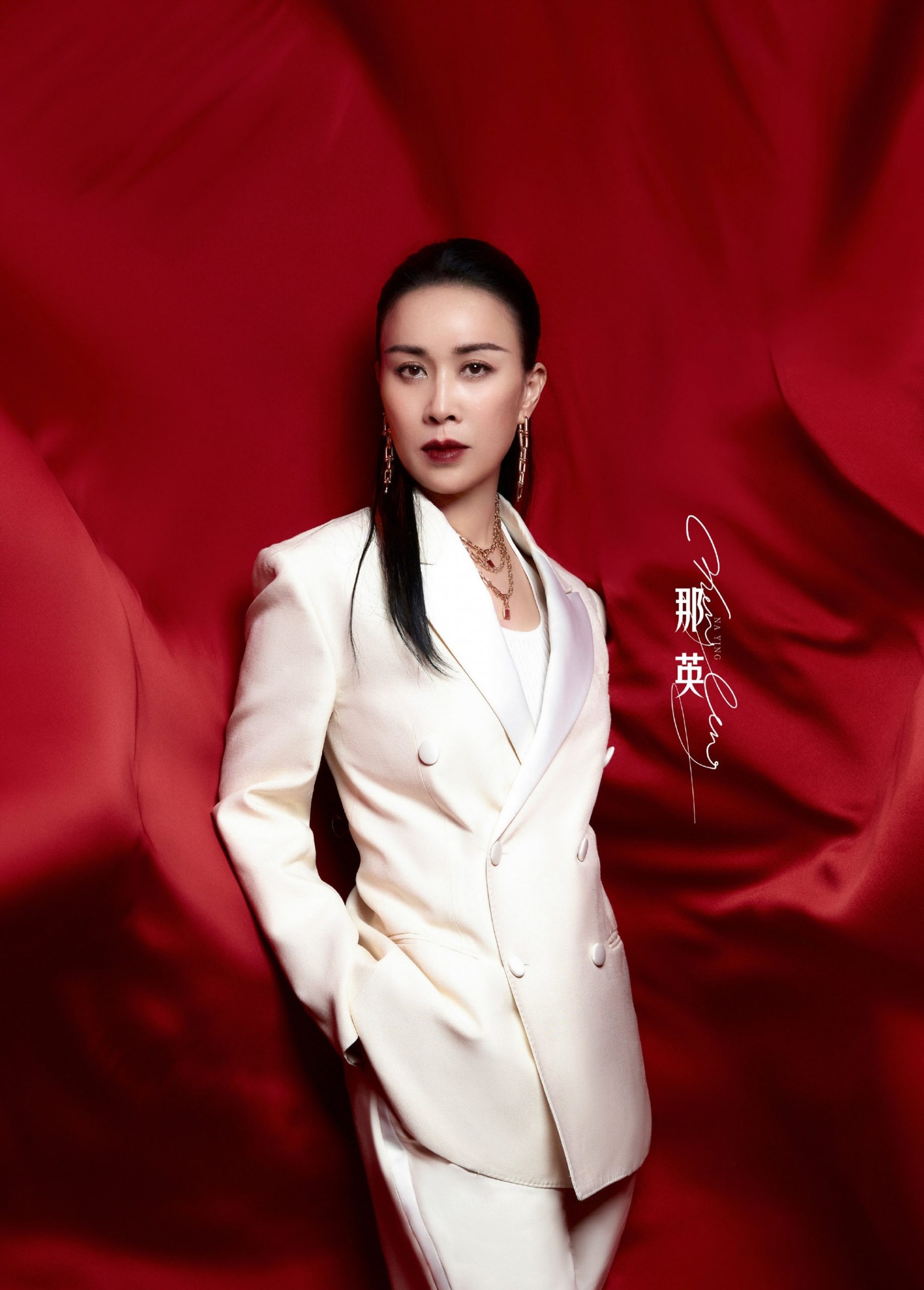 《乘风破浪》｜4台女星出征  阿娇超Deep V斗纤腰Jessica	