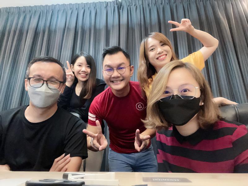 《话龙点经》走入历史 爱FM打造《恢黄荣耀》迎下班路 