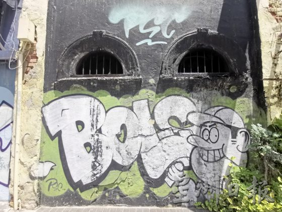 【墙绘艺术／01】涂鸦，城市里的斑斓艺术