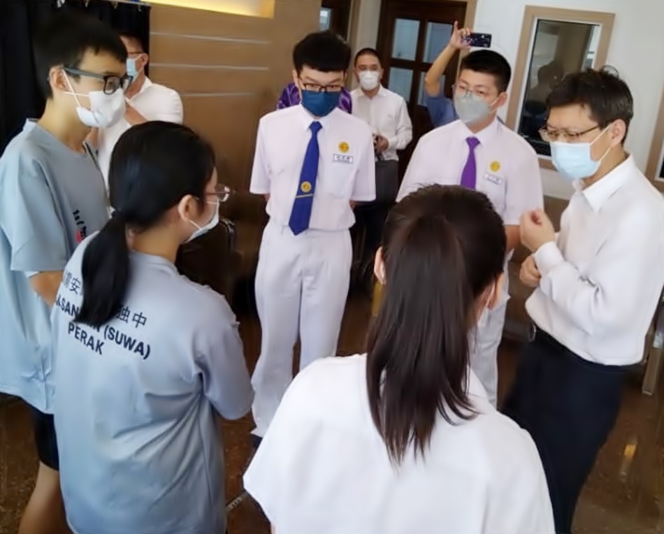 三民独中设孔子课堂 中领事主持启用礼