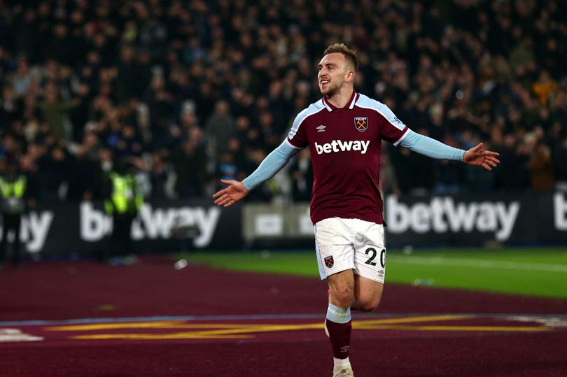 三狮军团最新27人名单  凯恩领衔曼市3锋