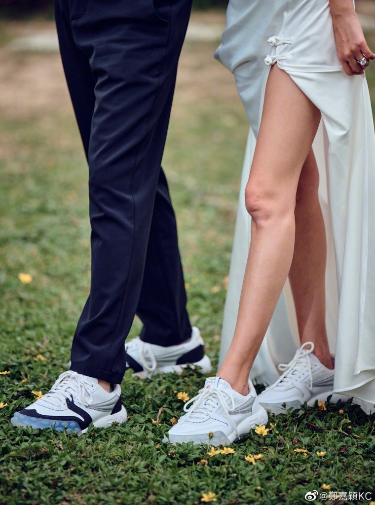 与陈凯琳走过七年之痒 郑嘉颖爱的宣言:余生和你一起牵手