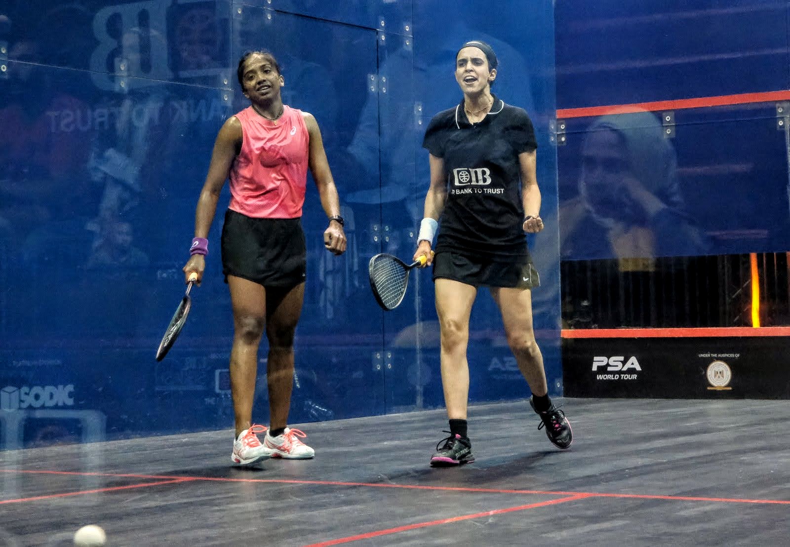 世界壁球锦标赛  茜娃16强出局