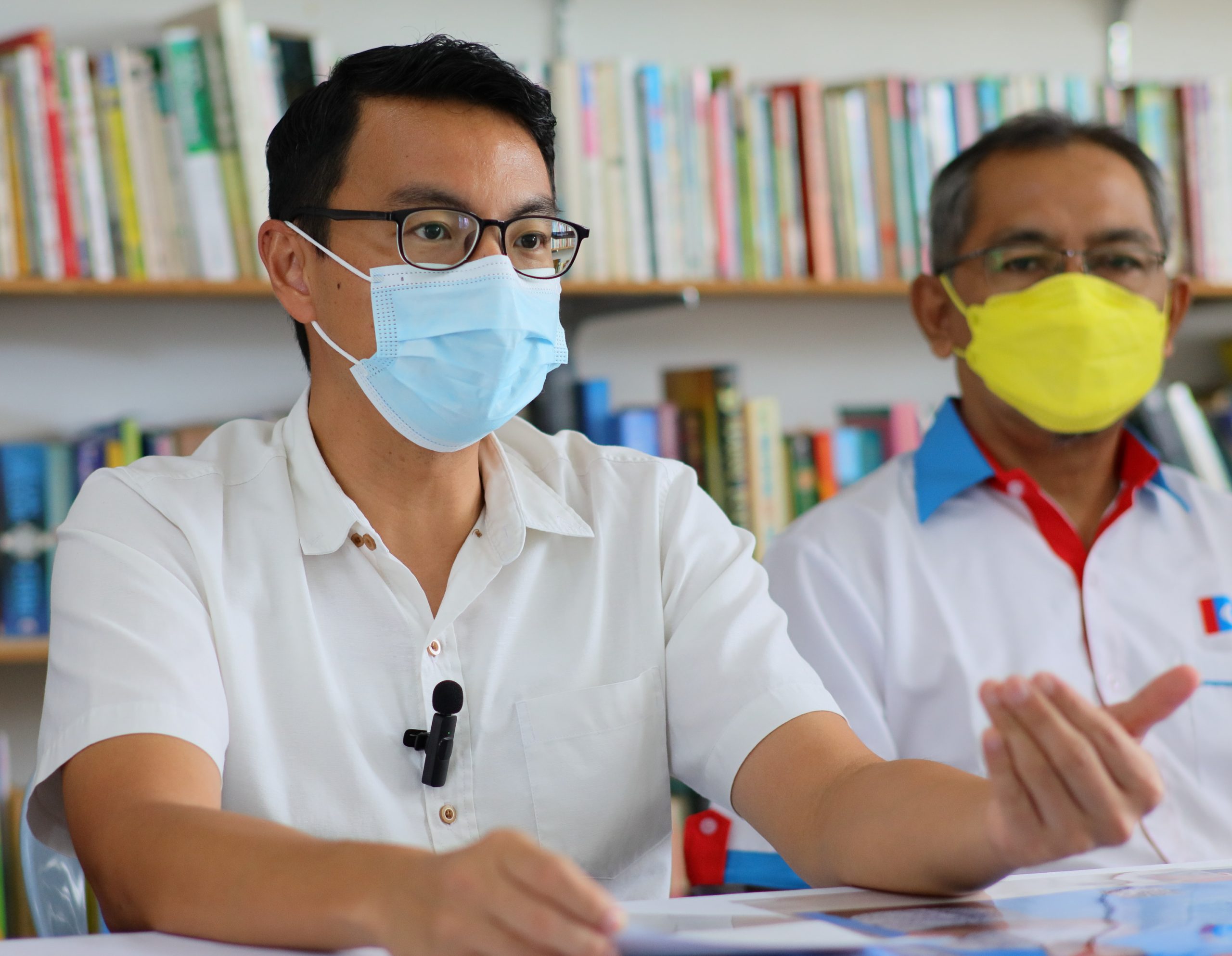 东:拉菲兹关丹进行党选前压轴造势活动,设1小时无限内容问答环节供民众参与。
