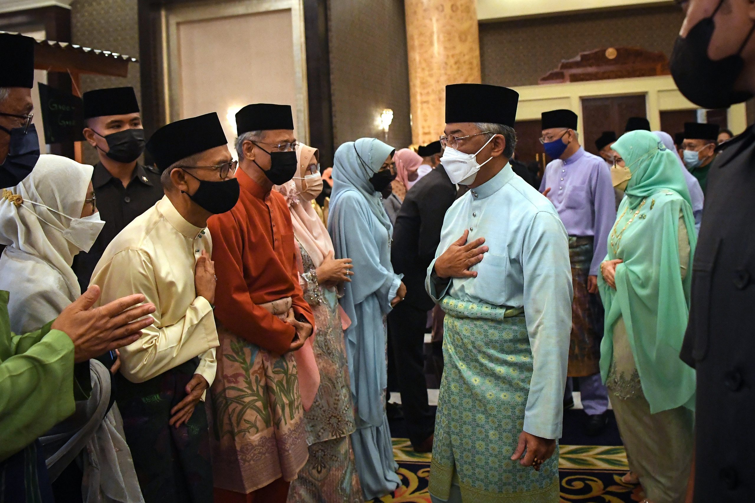  元首与内阁成员共庆开斋节