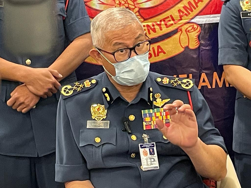 全国:新闻:西南季候风旱季,消拯局总监:消拯员24小时全天候命救火