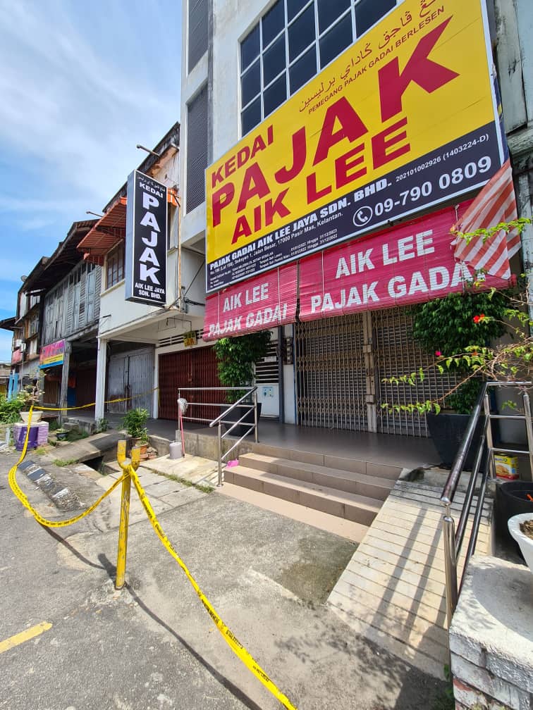 全:巴西马大街一家当铺遭遇抢劫