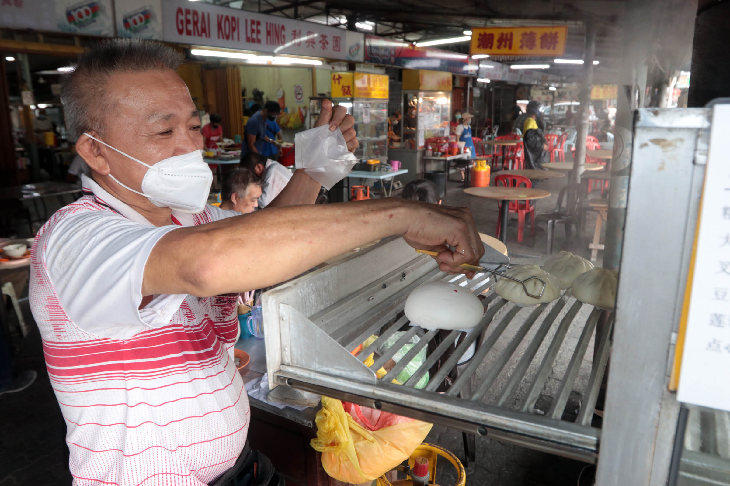 刊期:5月21日:有故事的人:敬业乐业最快乐
