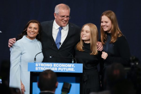 取代/11.45pm/莫里森承认败选  澳洲变天
