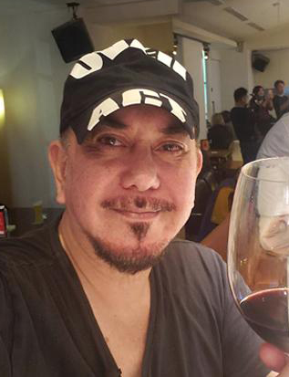 台做检测捅伤流鼻血引骂战 黄秋生:小事别吵架