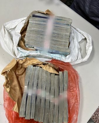 回收空气净化机惊见30万　失主尴尬问：我的钱吗？ 