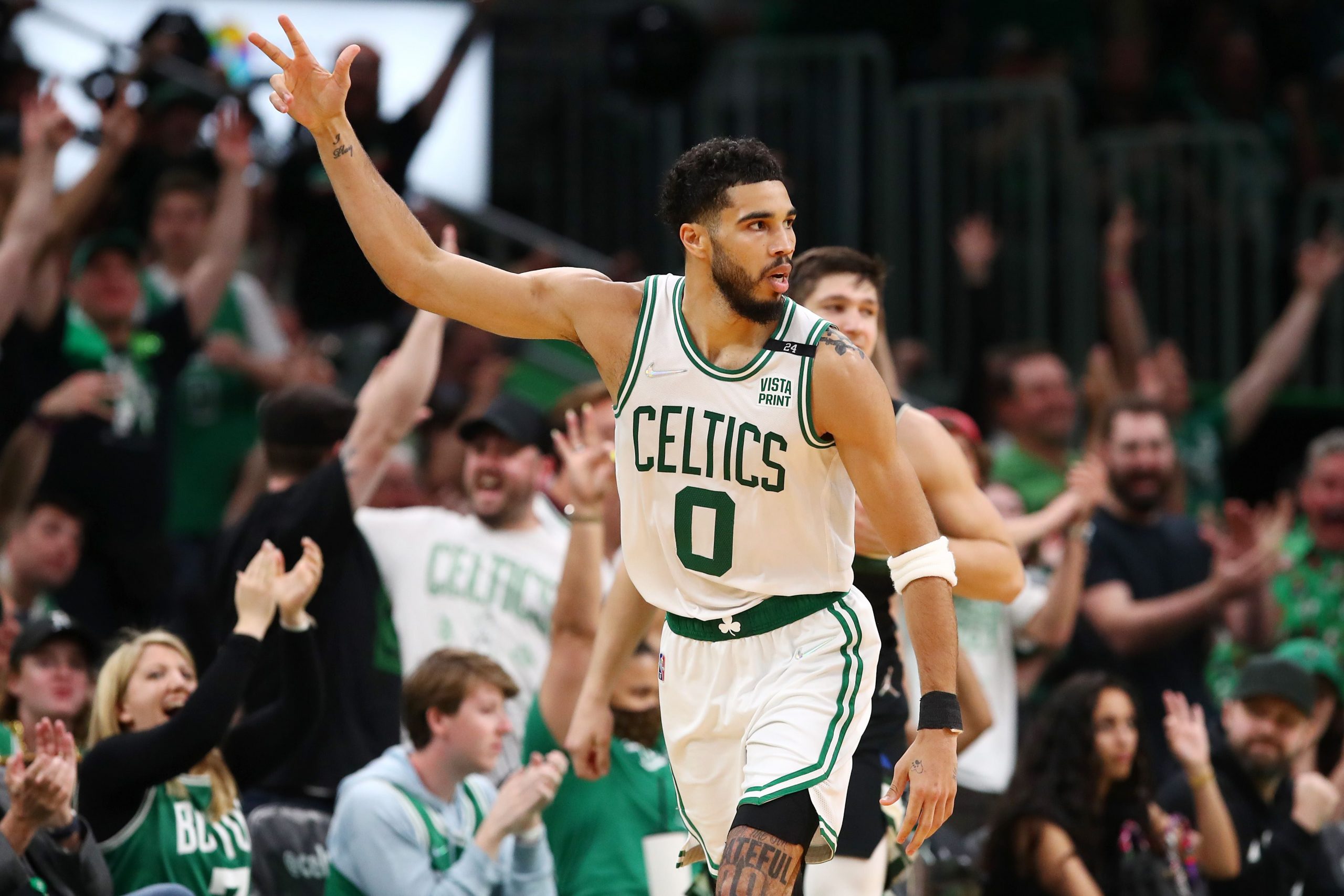 塞尔蒂人VS热火 独行侠VS勇士 青春风暴续上演?