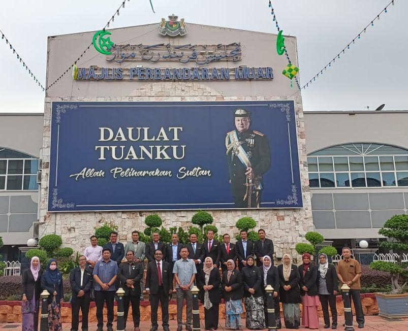 大都会/巴生市议会考察麻坡最干净城市