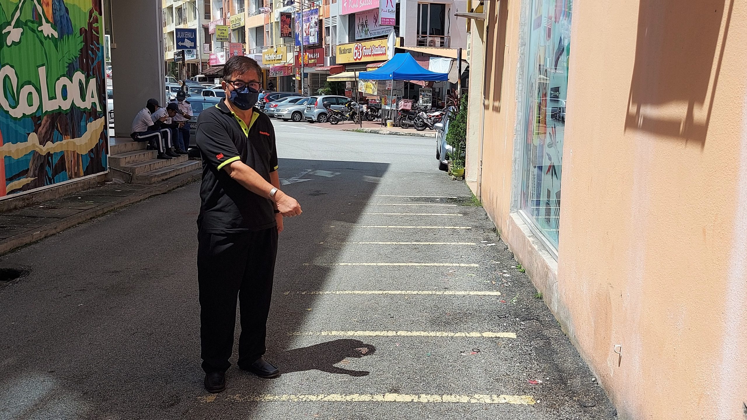 大都会／商家盼蕉赖皇冠城商区道路重新画线／5图