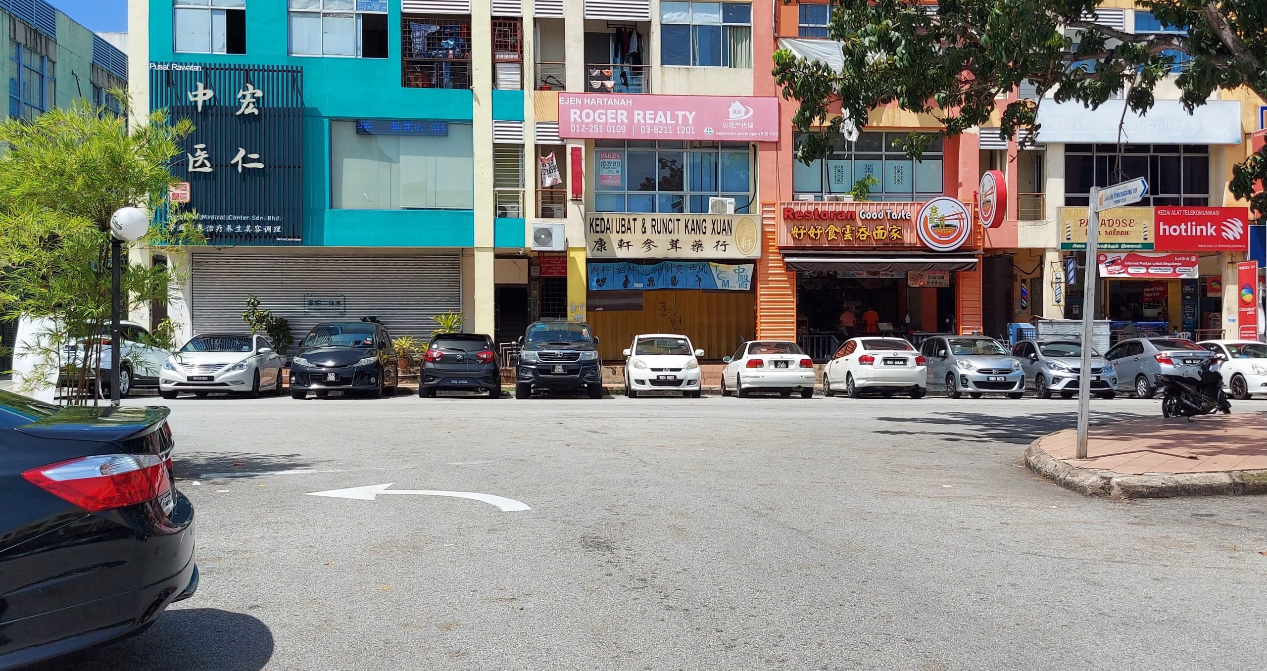 大都会／商家盼蕉赖皇冠城商区道路重新画线／5图